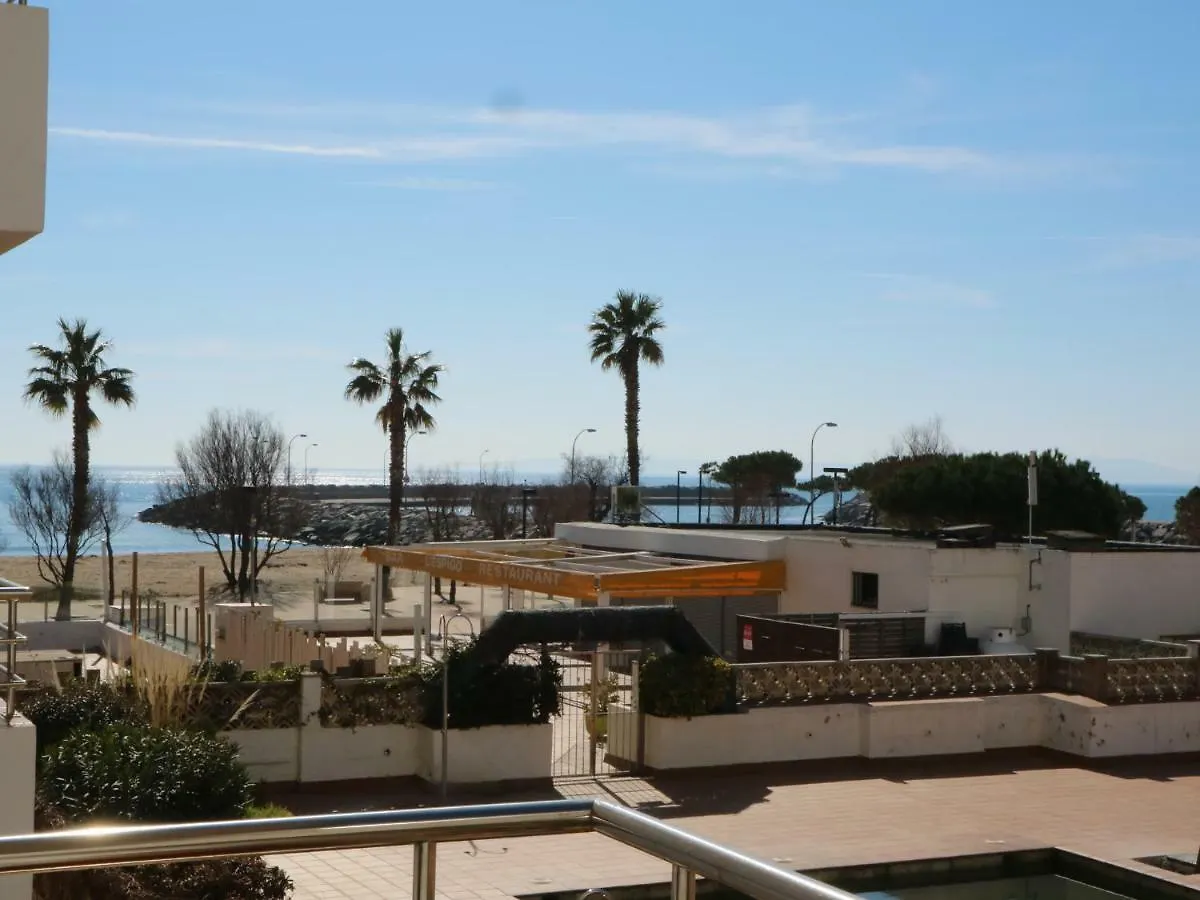 Marenostrum 3-1-4 Roses Apartment