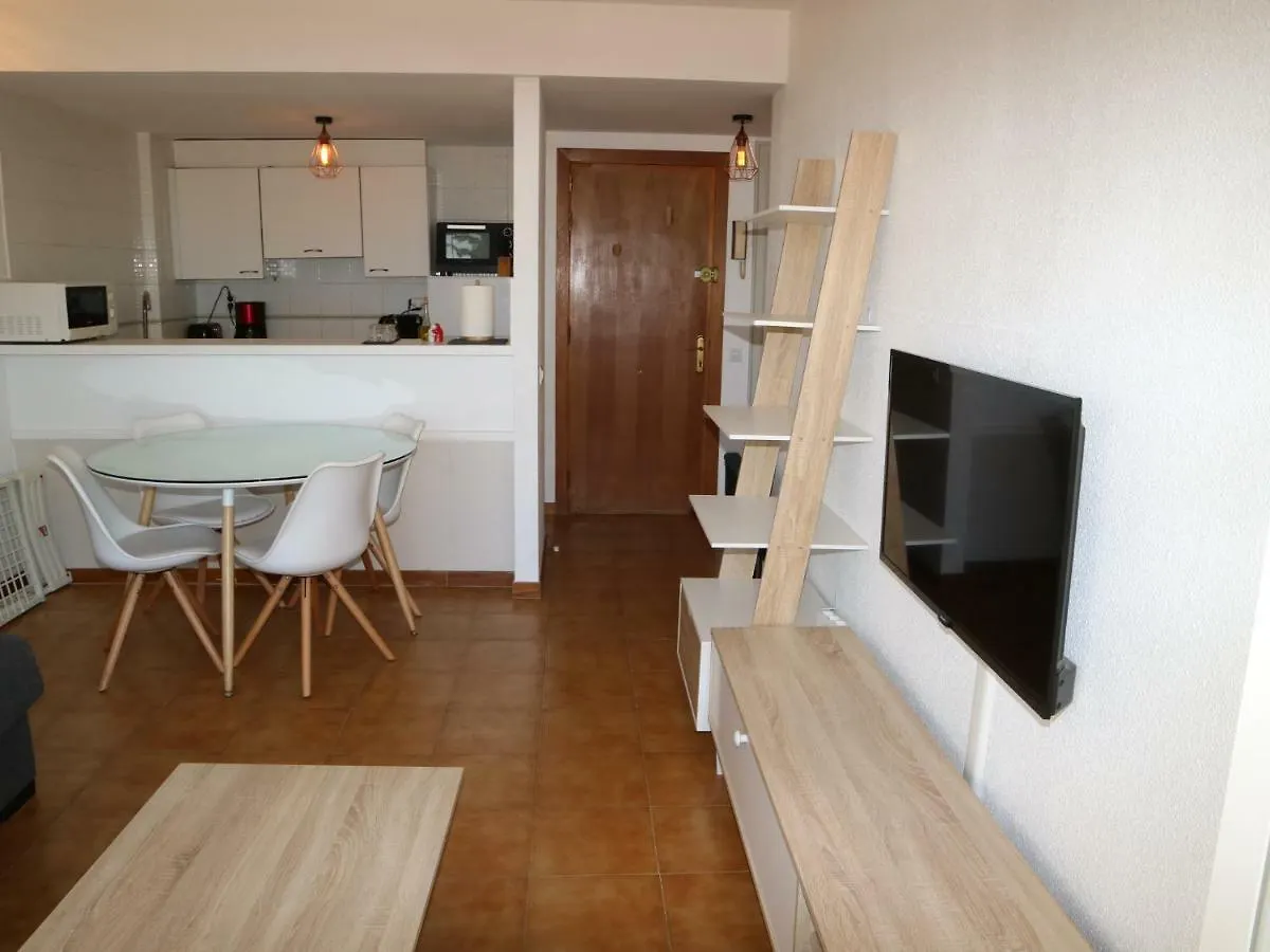 Marenostrum 3-1-4 Roses Apartment